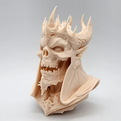 Tượng Đầu Vua Quỷ