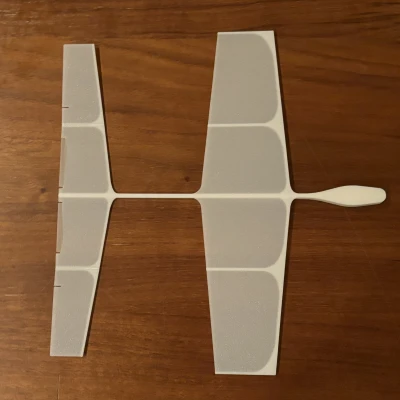 Mô Hình Tàu Lượn Khổng Lồ Trong Nhà V4