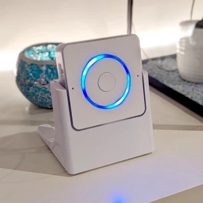 Chân đế thời trang cho phiên bản xem trước Trợ lý Giọng nói của Nabu Casa