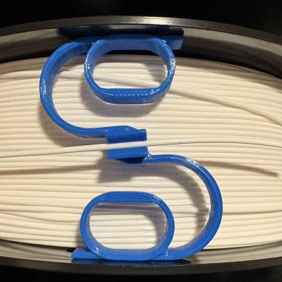 Kẹp Nhựa Dẻo Lò Xo