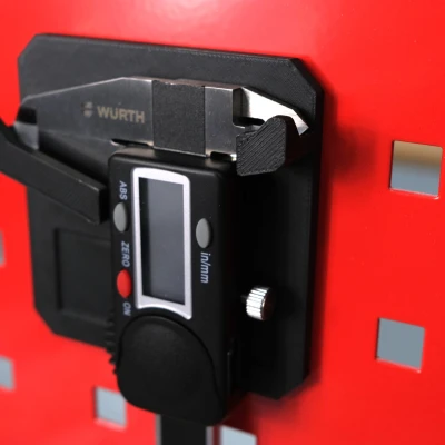 Giá đỡ kìm Würth cho tấm đục lỗ