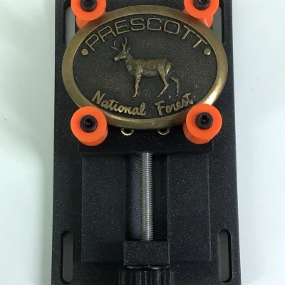 Máy Kẹp Vạn Năng Nhỏ Gọn Hoặc Ê Tô Xách Tay