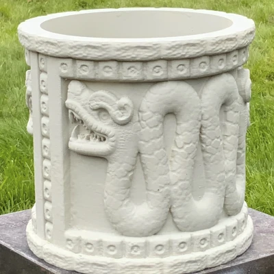 Chậu cây rắn Aztec