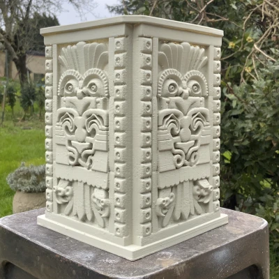 Chậu cây phong cách Aztec