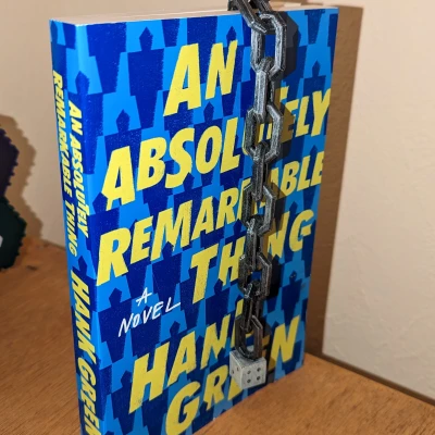 Bookmark D6 có dây xích