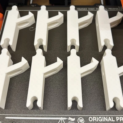 Móc Treo Nón Lưỡi Trai Lên Tường "Quick n' Dirty"