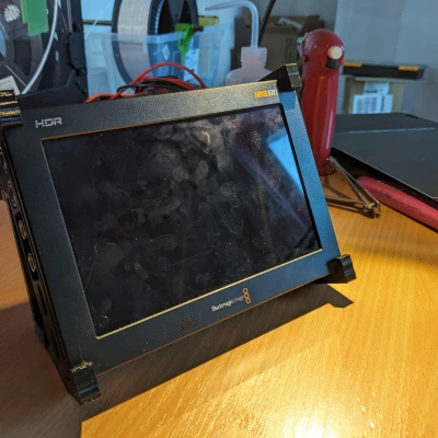 Chân Đế Màn Hình Video Assist Blackmagic 7 inch