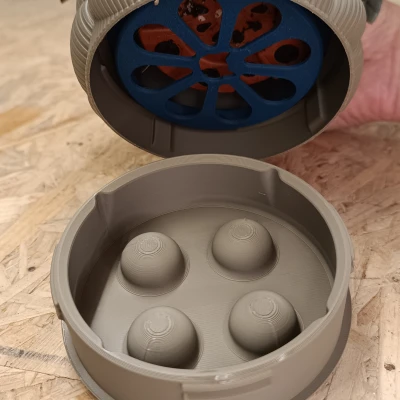 Chậu Treo Tường 1.3 (Knitten)