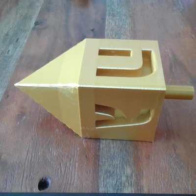 Dreidel in 3D hiện đại