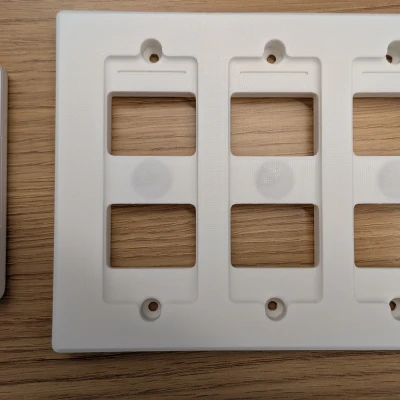 Chân đế ốp tường Philips Hue V2 công tắc Rocker Decora (1, 2, 3, 4-gang)