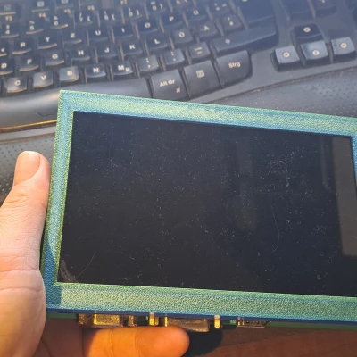 Hộp đựng màn hình Pollin 7"