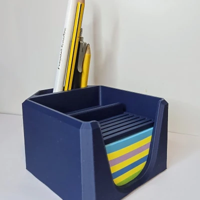 Hộp Đựng Giấy Post-it Kèm Chỗ Cắm Bút