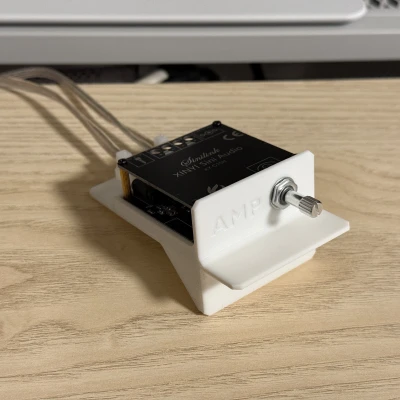 Ke Gác Amp Lên Cạnh Bàn XY C15H