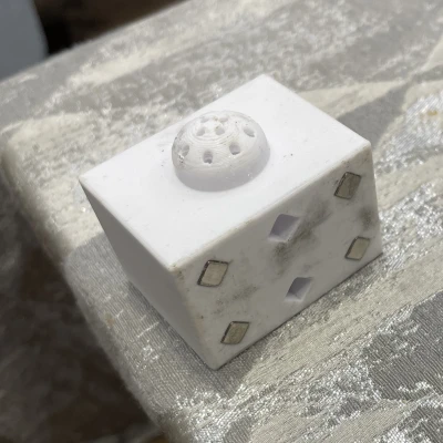 Hũ Đựng Muối Nam Châm - Tiết Kiệm Thời Gian - Để Dưới Bàn Gỗ Vô Tư - Thiết Kế Tối Giản