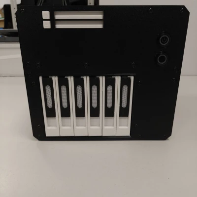 Case MiniITX PC NAS cho 8 ổ cứng (6*3.5" + 2*2.5")