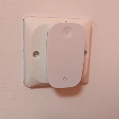 Giá đỡ Công tắc Đèn IKEA RODRET - UK