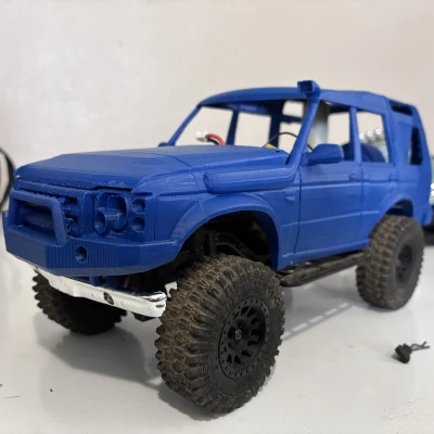 Thân xe Land Rover Discovery 2 Tỉ Lệ 1:24 Cho SCX24