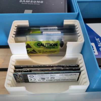 Hộp Đựng SSD M.2 22x80 Gridfinity Có Thể Xếp Chồng