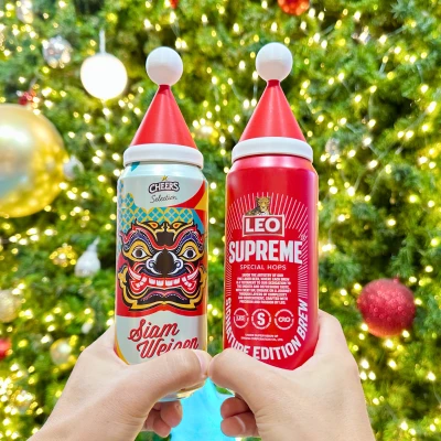 Nón Santa Đội Lên Lon Nước