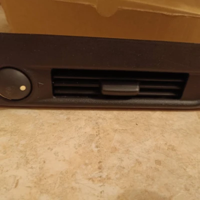 734510001R Thanh Chỉnh Gió Sau Cho Scenic 3