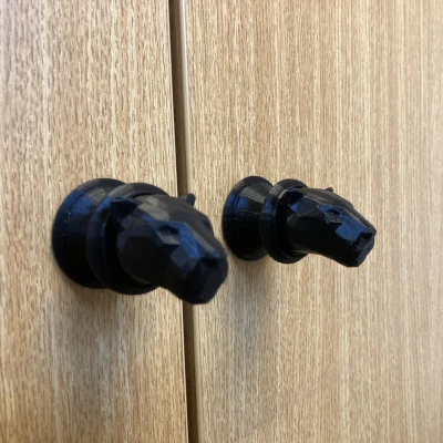 Tay nắm cửa Báo (low poly)