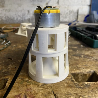 Mô hình Sentry Siren 3V8 (Hoạt động đầy đủ)