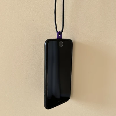 Móc Treo Điện Thoại Thực Tế