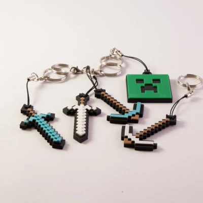 Móc khóa Minecraft – Kiếm, Cuốc chim & Đầu Creeper