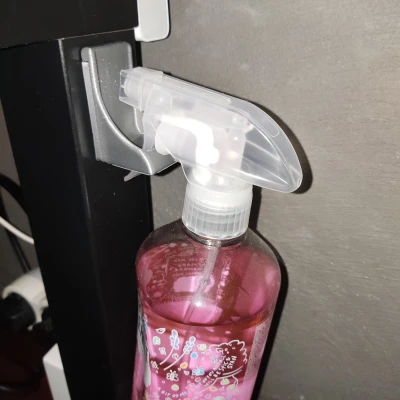 Giá đỡ bình xịt treo tường không thấy ốc vít