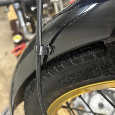 Pát Giữ Dây Dầu Thắng Trước Simson S51