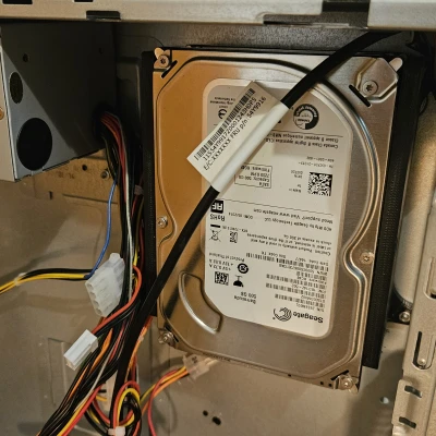 Giá đỡ 2 ổ cứng 3.5" cho việc mod case máy tính