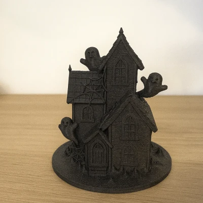 Ngôi Nhà Ma Ám Đáng Yêu