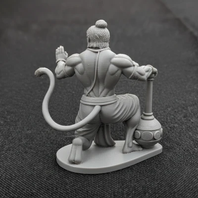 Tượng Thần Hanuman ở tư thế quỳ