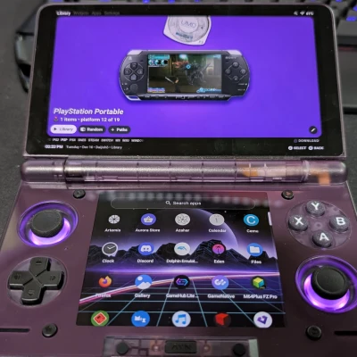 Nút Ayn Thor - Bố cục Xbox