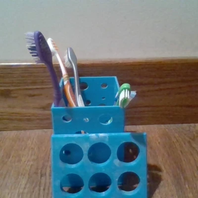 Đế Cắm Bàn Chải Đánh Răng 6 Chỗ