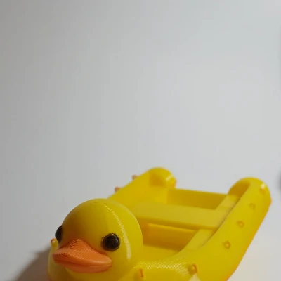 Thuyền Vịt Cắn Cá Mập Roblox Shark Bite