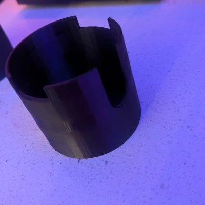 Trạm Giữ Tay Cầm và Phễu