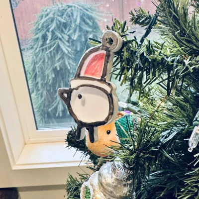 Mô Hình Chim Hoàng Yến Santa và Xe Trượt Tuyết Trang Trí