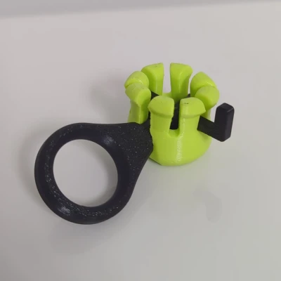 The Crown Grip - Tay nắm xoay hỗ trợ cắt