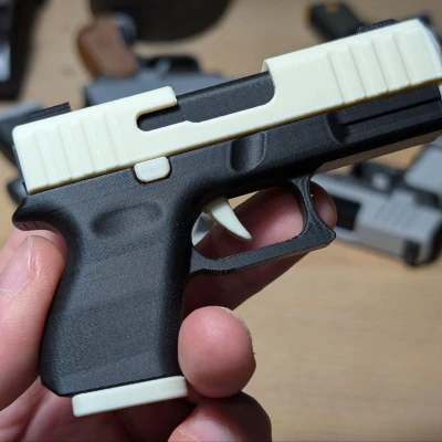 Móc Khóa Glock Fidget – Đồ Chơi Hành Động Trượt Mini In 3D