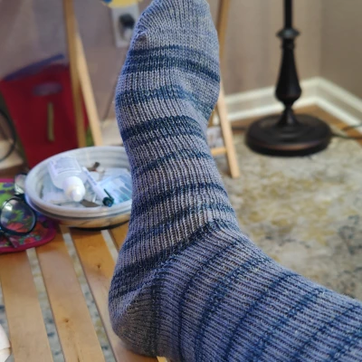 Máy đan tất tròn phiên bản 2.0 cho Mẹ và bạn! Có bàn lừa, kiểu Legare!