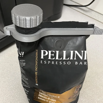 Kẹp Túi Cà Phê — Giữ Đồ Đạc Gọn Gàng