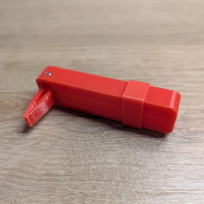 Chai xịt thơm xe hơi - Vừa vặn với chai xịt thơm Rituals