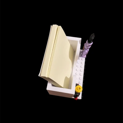 Chân Đế Giữ Giấy Ghi Chú 75x75 Có Trang Trí LEGO | Đế Bàn (Không Cần Support)