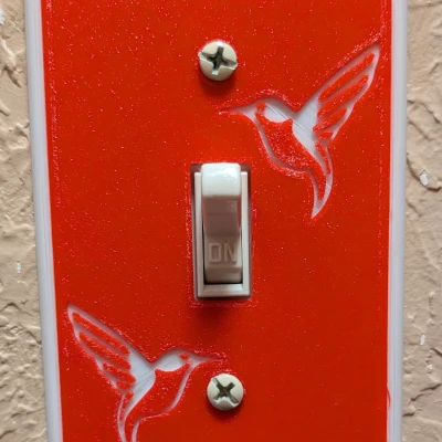 Tấm ốp công tắc đèn hình chim ruồi