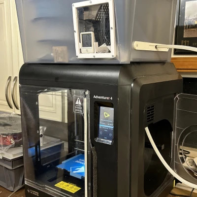 Hộp Chống Ẩm Kèm Bộ Nạp Dây Tóc