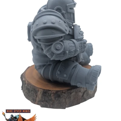 Chibi Shield Guardian - Người Bạn Đồng Hành Lá Chắn Tí Hon | Đồ Trang Trí D&D Dễ Thương