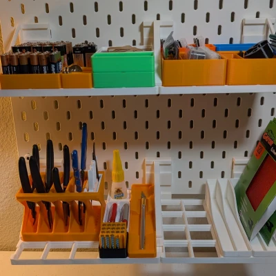 Wallfinity - Hệ thống gắn tường Gridfinity đa năng cho Skadis / Pegboard / HSW / Louver / Slatt / Vít / Băng keo