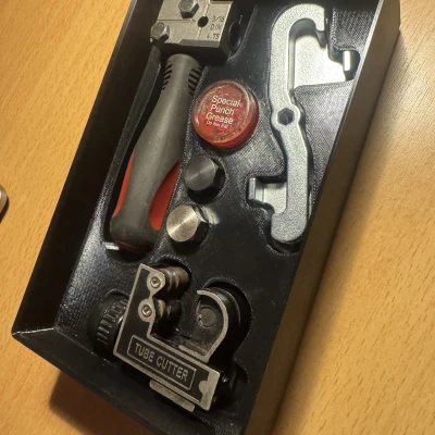 Hộp Gridfinity cho Dụng cụ Loe Ống Dầu Thắng