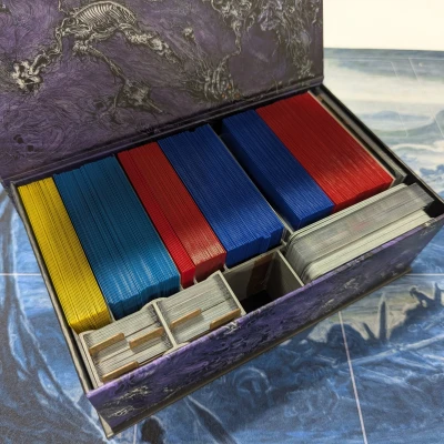 Hộp Đựng Bài Gothic Contested Realms - Version Nâng Cấp